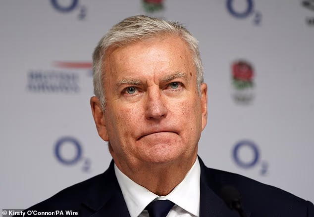 L’ammissione da parte dell’amministratore delegato della RFU Bill Sweeney (nella foto) di non aver nemmeno parlato con Andy Farrell è sconcertante.