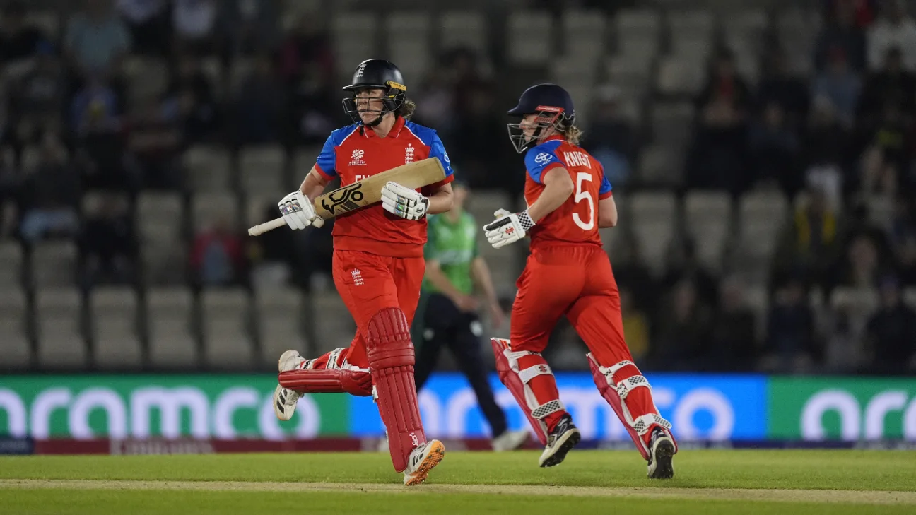 Coppa del Mondo T20 femminile - Eng v Irlanda - Sciver-Brunt viene sottoposto a scansione del polpaccio mentre la marcia per infortuni batte l'Irlanda