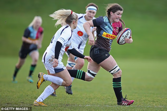 La Flanker Anna Caplice ha giocato per gli Harlequins