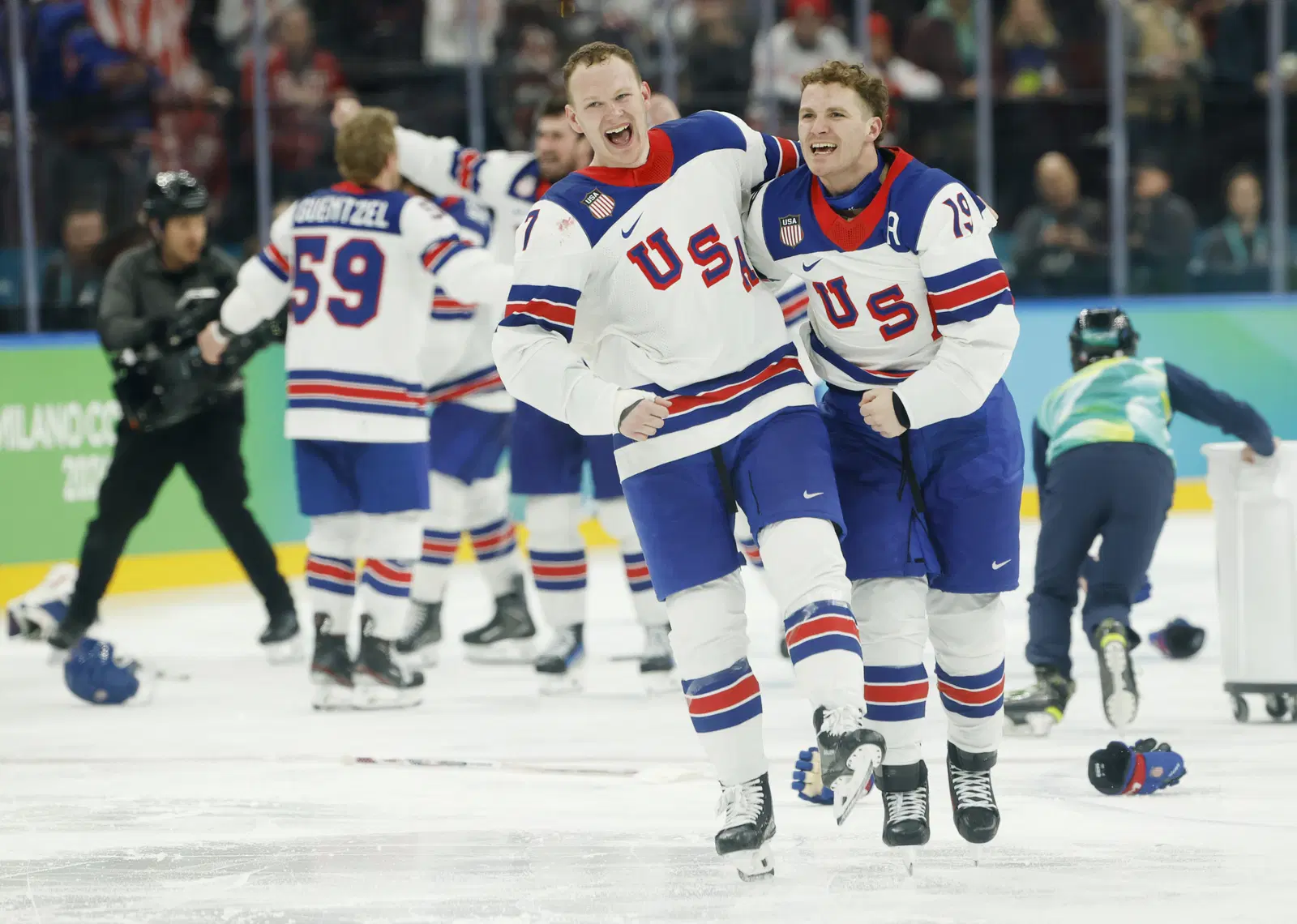 "È finita per la Lega": i social media reagiscono allo scambio di successi di Brady Tkachuk con i Panthers