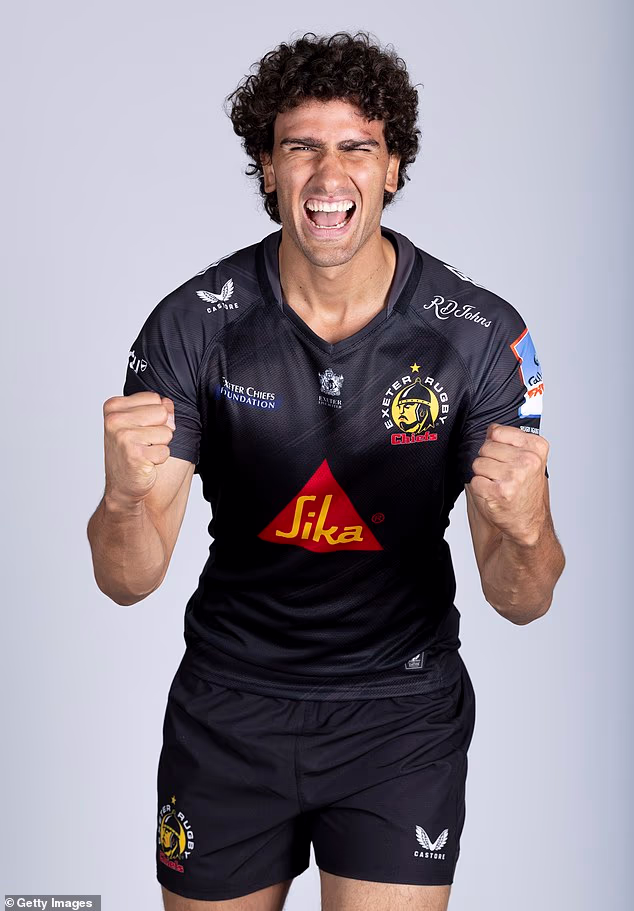 La serratura italiana dell'Exeter Andrea Zambonin è cresciuto nel Vicenza, appassionato di calcio, ma ha scelto il rugby