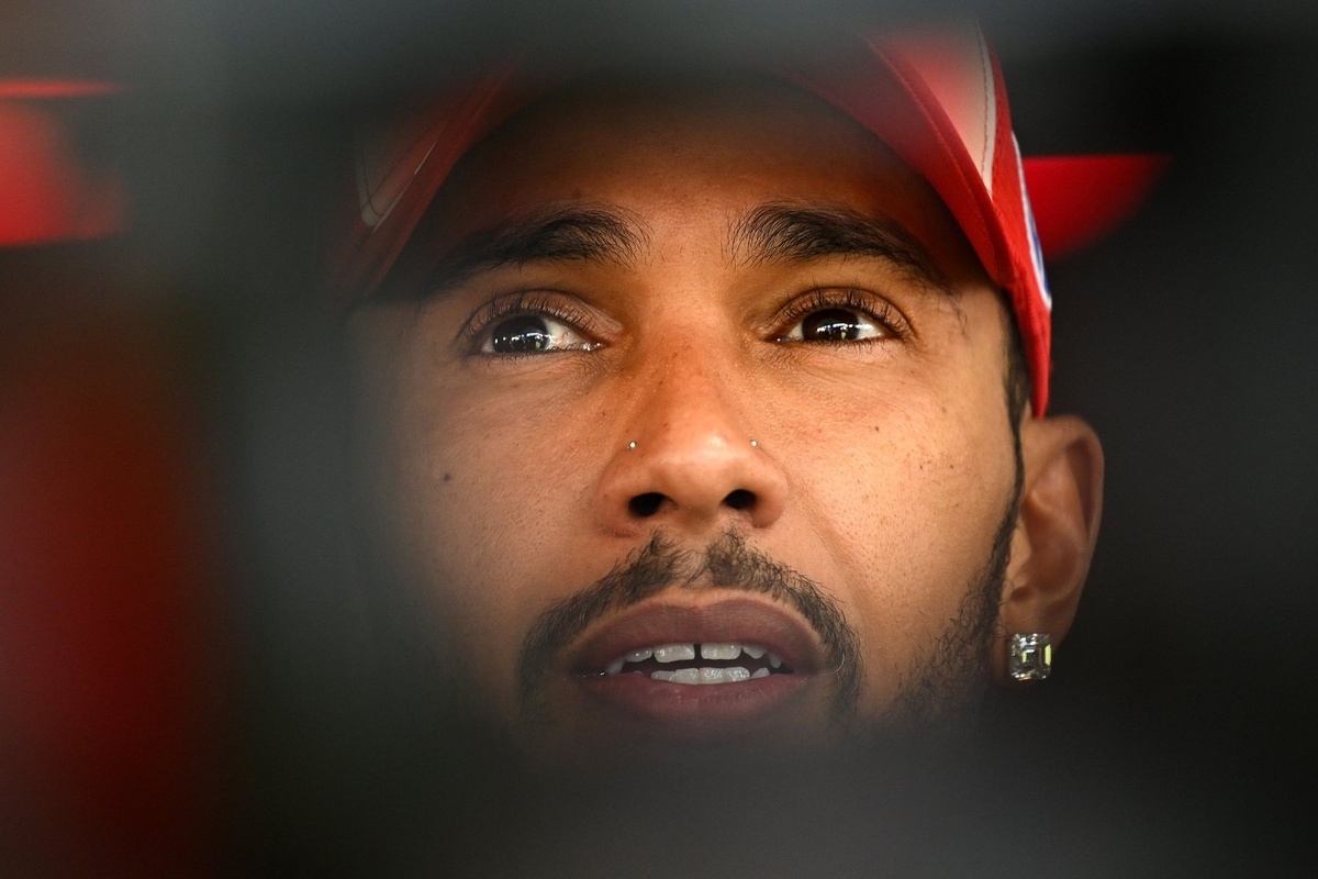 Hamilton chiede un’azione per affrontare i costi “ridicoli” del motorsport