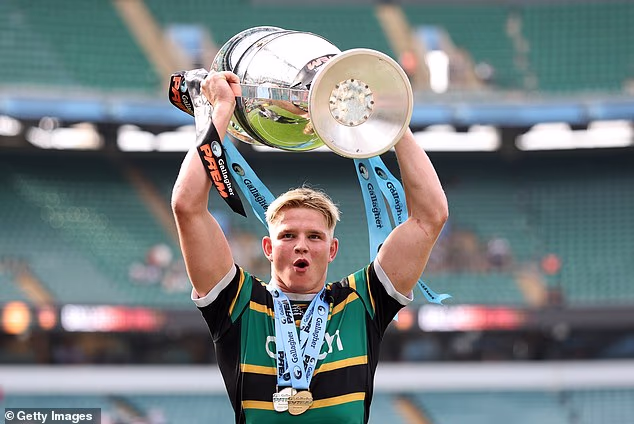 Henry Pollock ha contribuito a portare i Northampton Saints alla gloria nella finale di Premier Rugby