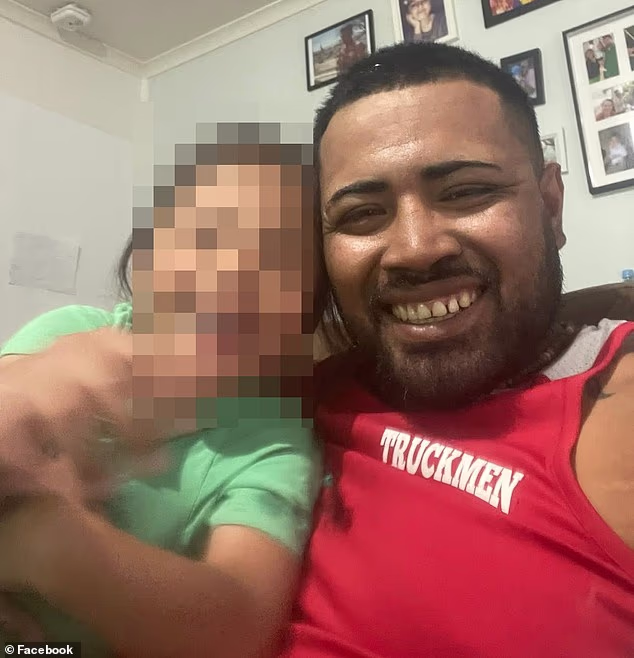 Lua Soana'i (nella foto) è crollata sabato nel parcheggio del Jamison Oval a Canberra dopo aver giocato due partite di rugby