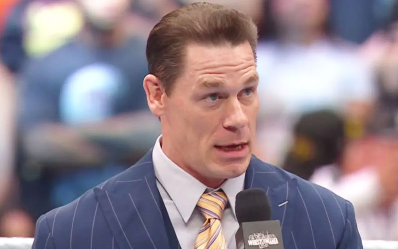 John Cena teme che i robot possano dirottare il voto dei fan per John Cena Classic