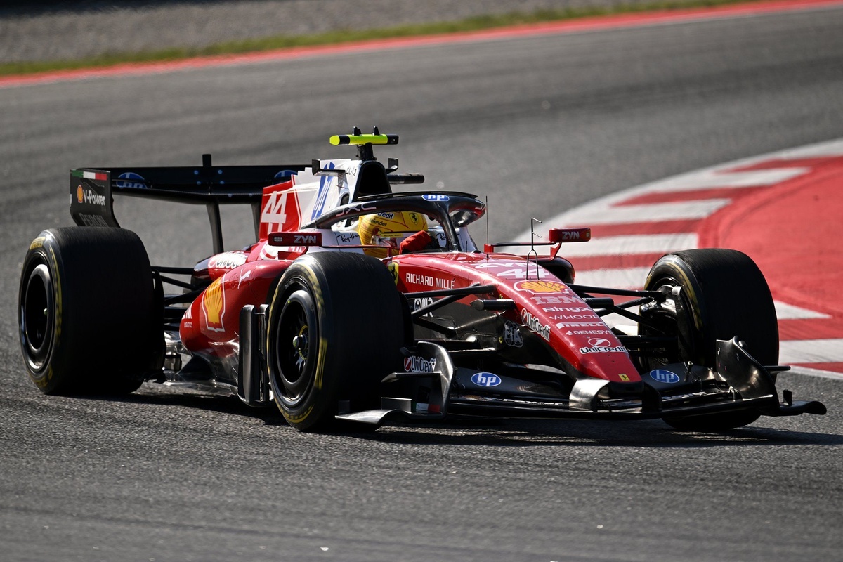 "La Ferrari dovrebbe essere innovatrice": Hamilton spiega perché voleva che la Ferrari fosse audace con il design delle auto di F1 del 2026