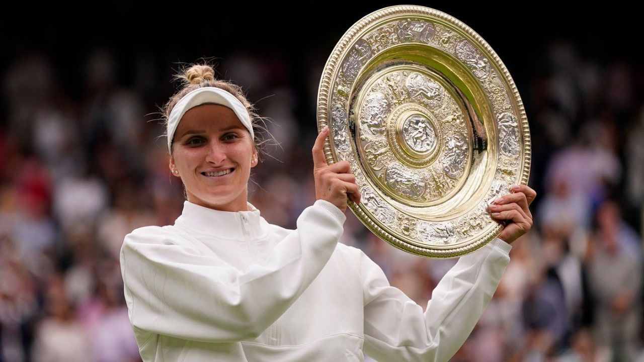 L'ex campionessa di Wimbledon Vondrousova ha ricevuto una squalifica di quattro anni per aver rifiutato un test antidoping