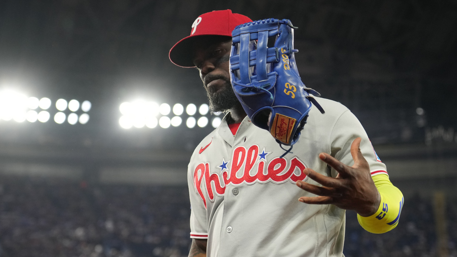 L'interbase dei Phillies Adolis Garcia verrà sottoposto a un intervento chirurgico a fine stagione