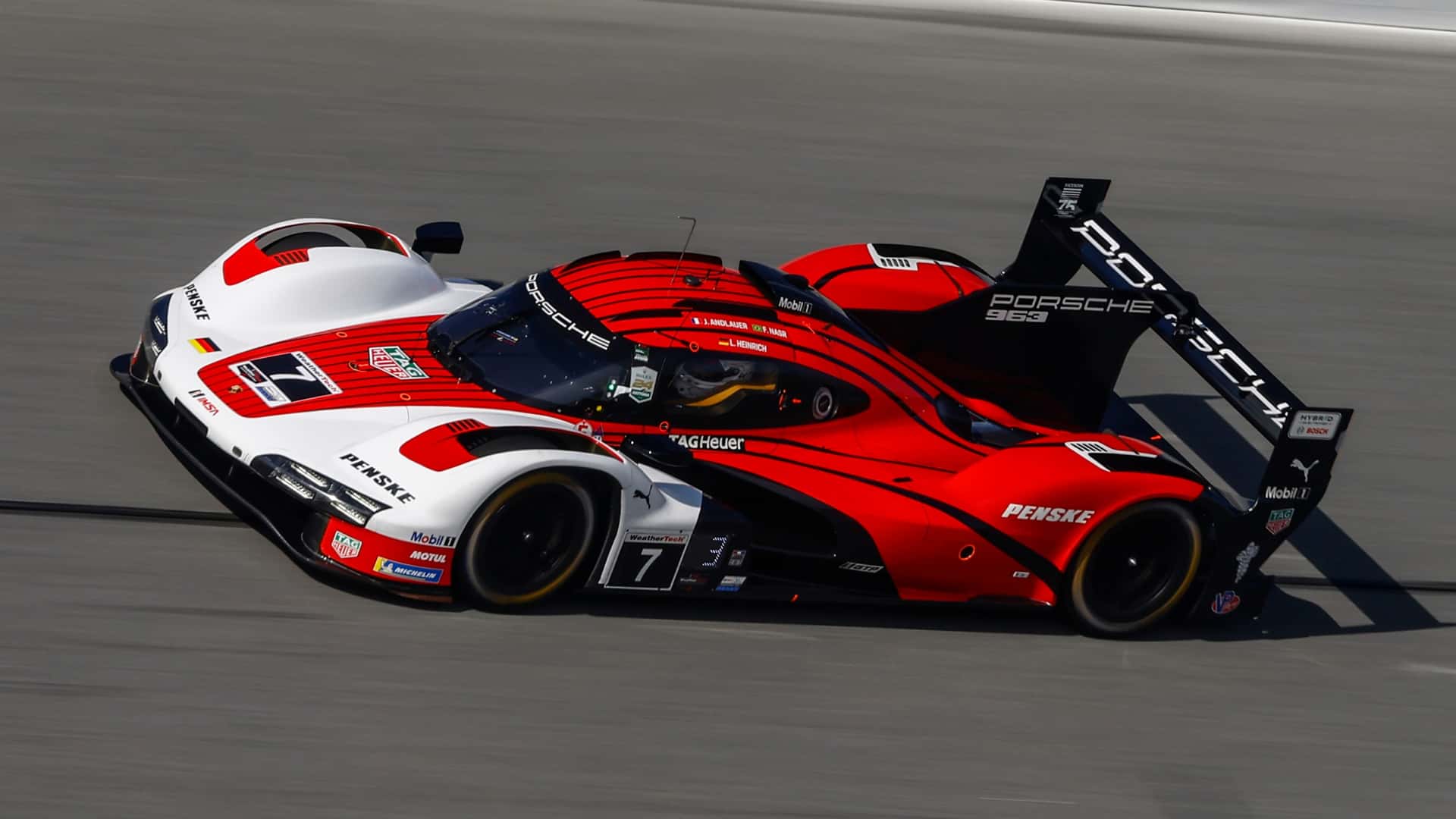 Porsche celebra il 75° anniversario della corsa Daytona Three-Peat
