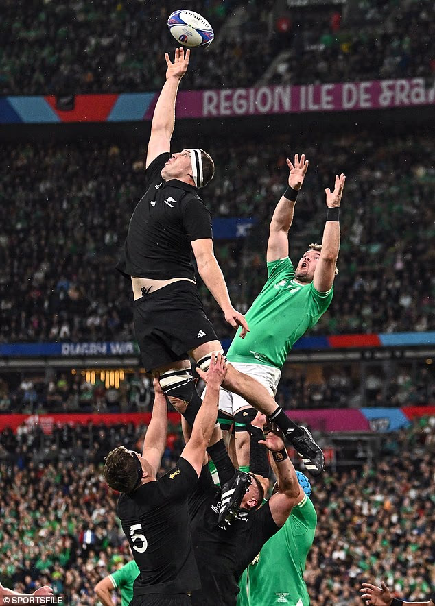 Brodie Retallick è emersa come una delle storie di successo. Sarebbe diventato un ingranaggio integrale nella configurazione degli All Blacks