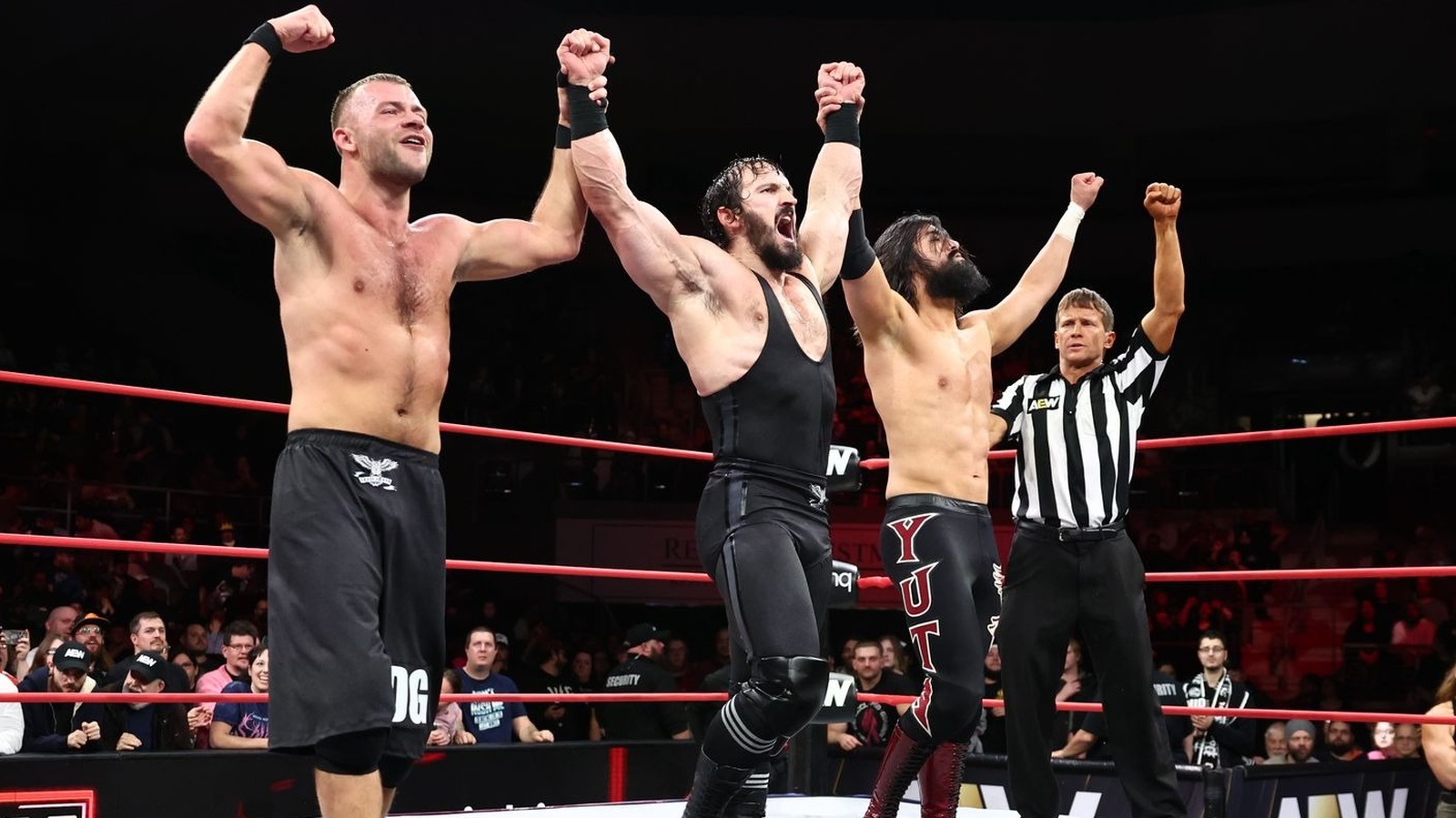Risultati AEW Clash 6/13 - Cincinnati Street Fight, Young Bucks vs. Cani
