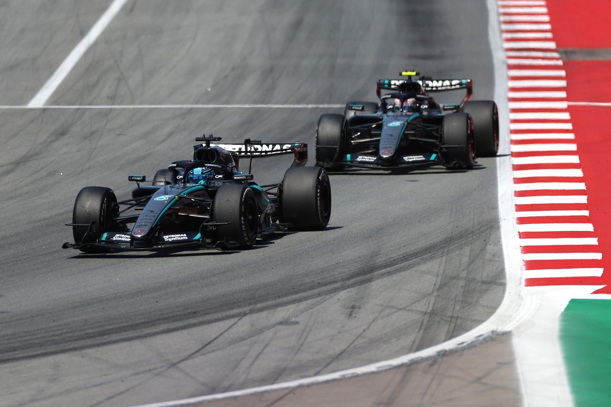 Riuscirà la Mercedes a porre fine alla battaglia tra i suoi piloti ora che Hamilton insegue?
