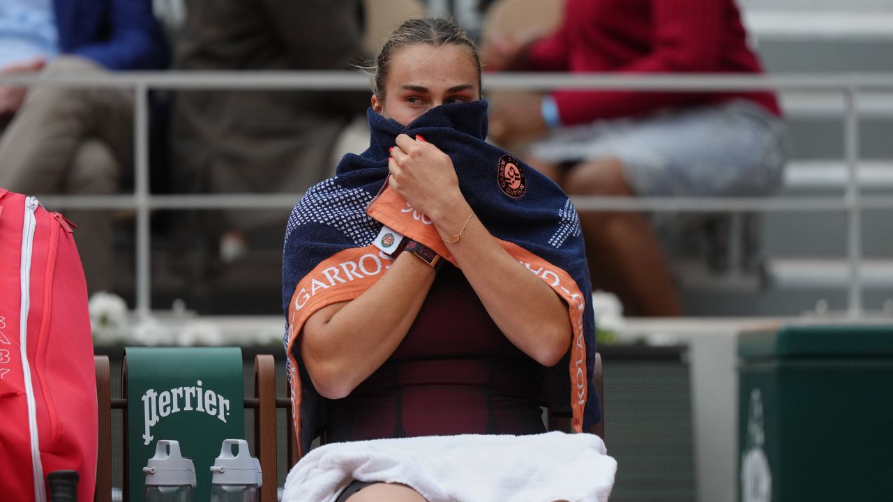 Sabalenka ha perso ai quarti dell'Open di Francia: "Adesso voglio solo lasciare il tennis"